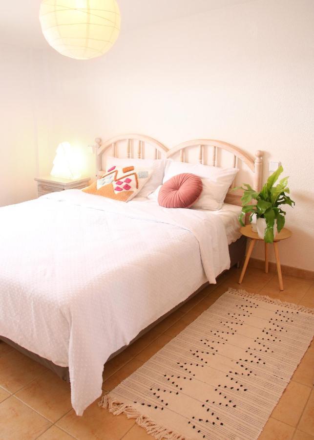 Casa Lea - Central, Cozy And Right By The Beach Apartment คอร์ราเลโฮ ภายนอก รูปภาพ