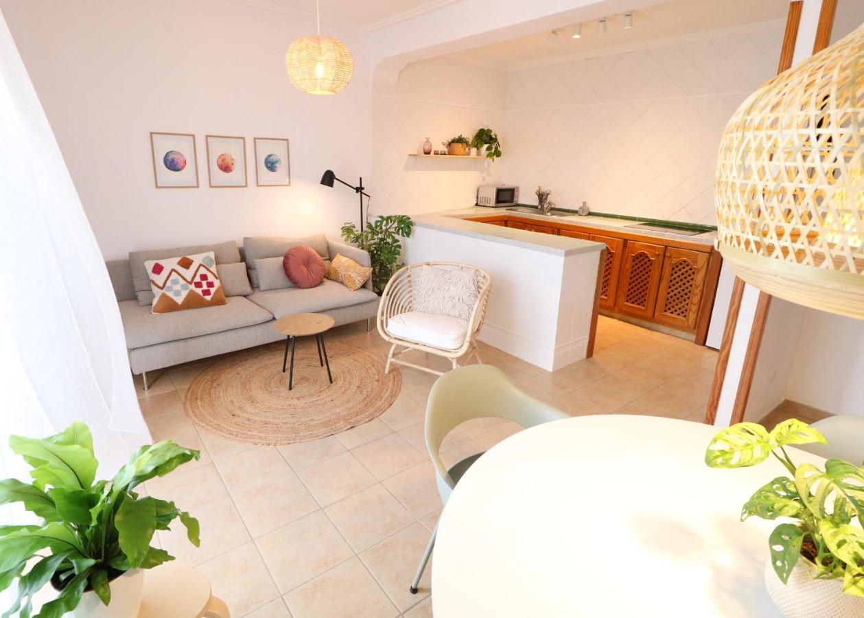 Casa Lea - Central, Cozy And Right By The Beach Apartment คอร์ราเลโฮ ภายนอก รูปภาพ